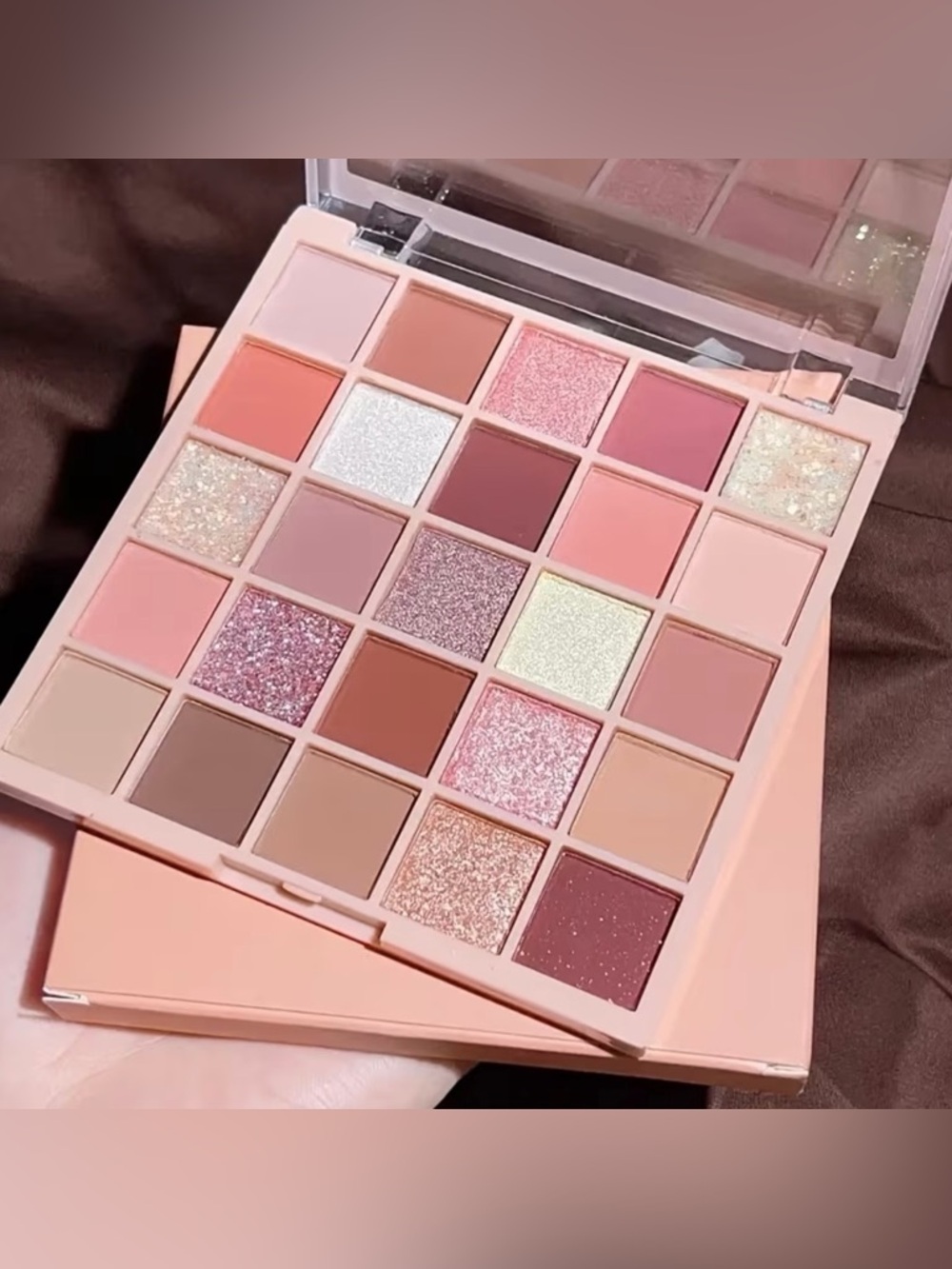 Kohl's Pink & Rose 25-Shade Eyeshadow Palette